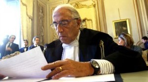 Gaetano Pecorella ipotizza la fuga all’estero in caso di condanna definitiva: latitanza vip ad Hammamet o in Russia