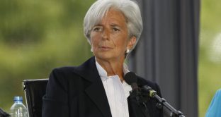 Anche se Lagarde ha sottolineato la necessità di un ampio grado di accomodamento monetario, ha anche invitato i paesi del vecchio continente ad attuare riforme fiscali che sostengano la crescita e facciano esplicare a pieno gli effetti degli stimoli monetari.