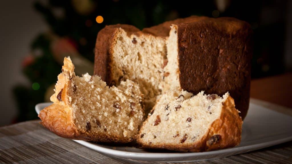 Ecco la classifica sui migliori panettoni stilate da Altroconsumo in base alla valutazione di maestri pasticceri, consumatori e prove in laboratoio effettuare dall'Associazione.