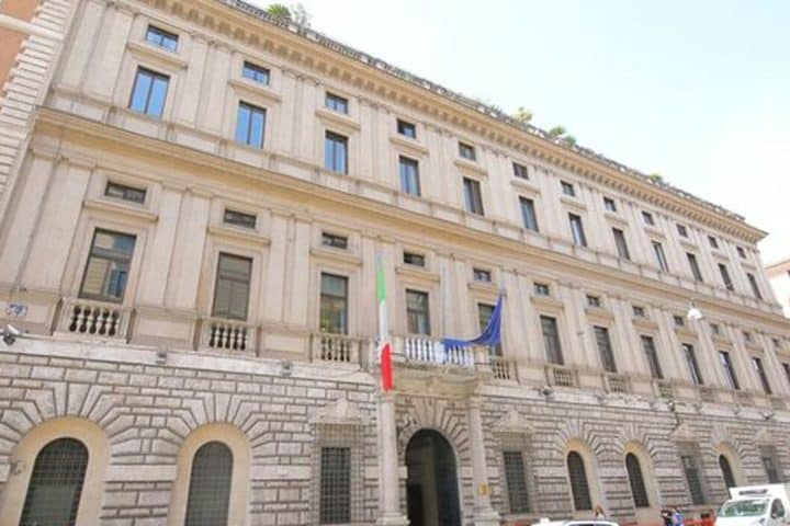 Bond del Tesoro in asta a forte sconto
