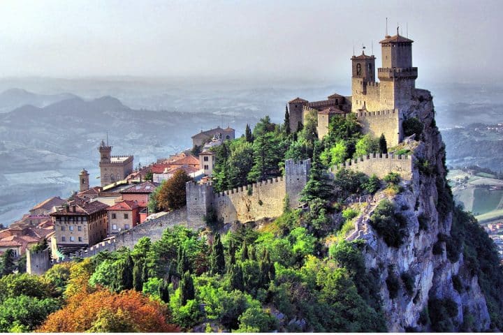 Bond di San Marino da comprare con i dazi di Trump?