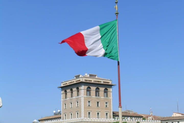 Nuovi Bot in asta giovedì 10 aprile