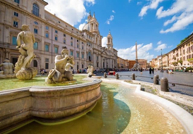 Com'è cambiato il costo della vita in Italia dal 2000 e in relazione al resto d'Europa? Ecco i dati e qualche sorpresa, che smentiscono i luoghi comuni.