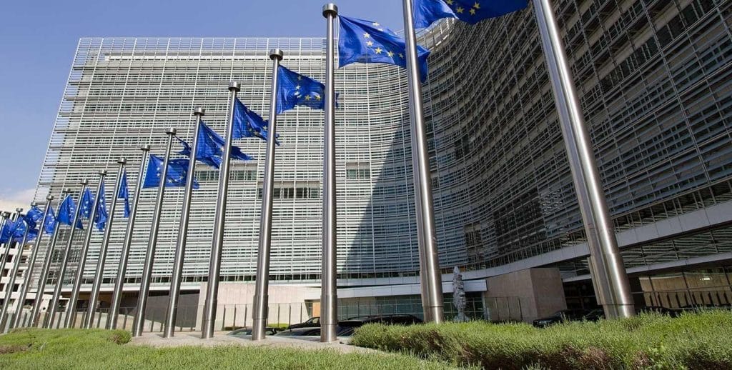 Economia europea sempre più indietro rispetto agli USA