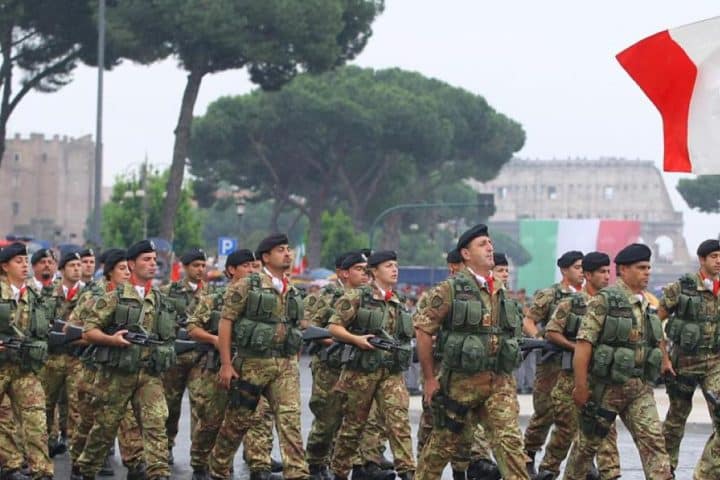 L'aumento della spesa militare non potrà avvenire in deficit