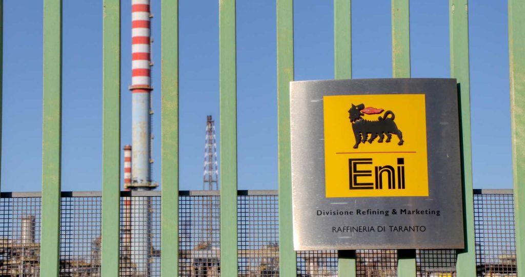 Il Tesoro vende il 2,8% di Eni