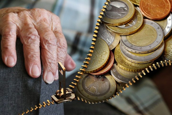 La nuova riforma delle pensioni 2026 inizia a trovare una linea, con 25 anni di contributi basteranno dai 64 ai 67 anni di età?