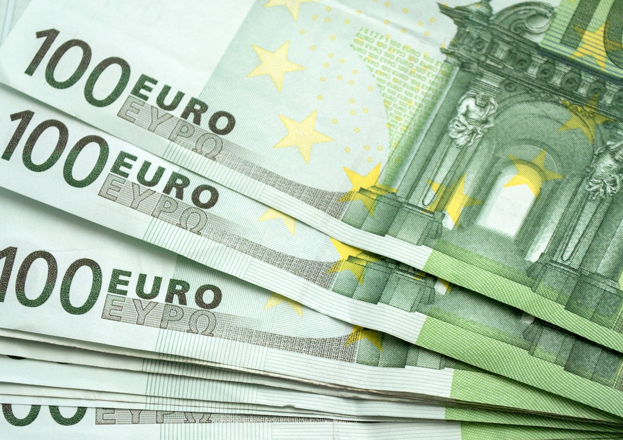 Euro in risalita senza dazi americani